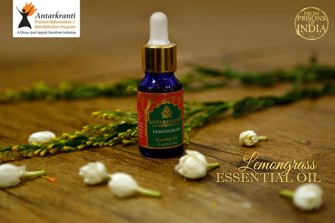 ANTARKRANTI Lemongrass Diffuser Aroma Oil: Uplift and Energize - EarthInspired Collection
